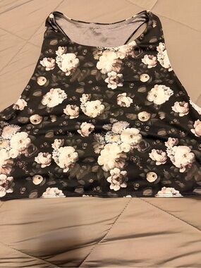 Source Unknown Black Floral High-Neck Sports Bra Tank
